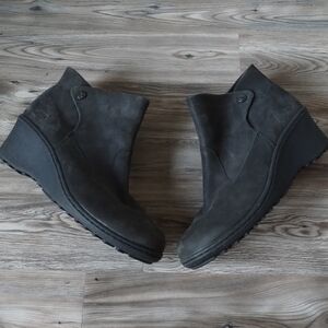 Keen Akita Gray Wedge Ankle Boot Women's Size 11